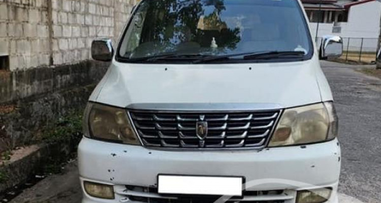 TOYOTA HIACE 2007