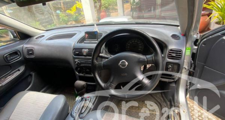 NISSAN WINGROAD 2000