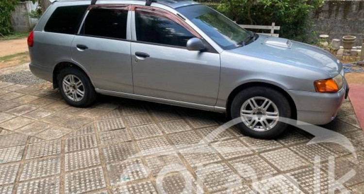 NISSAN WINGROAD 2000