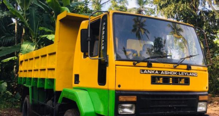 LANKA ASHOK LEYLAND 3 CUBE TIPPER 2009