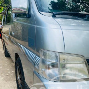 NISSAN CARAVAN E25 2002