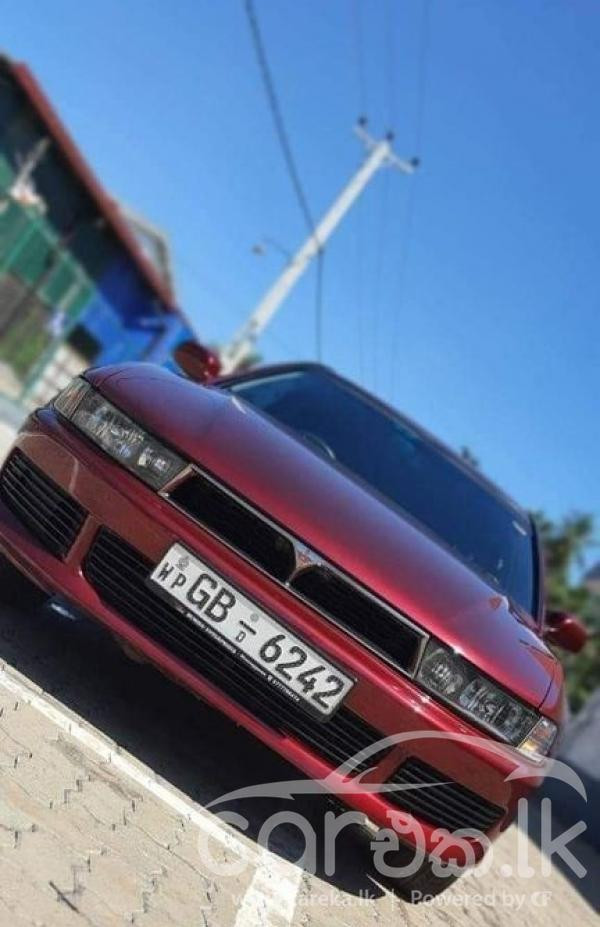 MITSUBISHI GALANT 2000