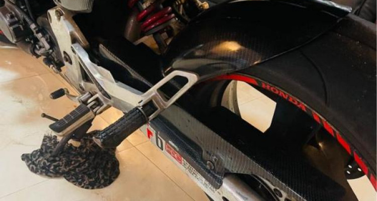 HONDA HORNET 2006