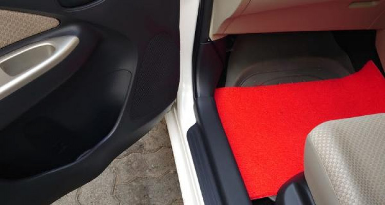 TOYOTA BELTA 2011