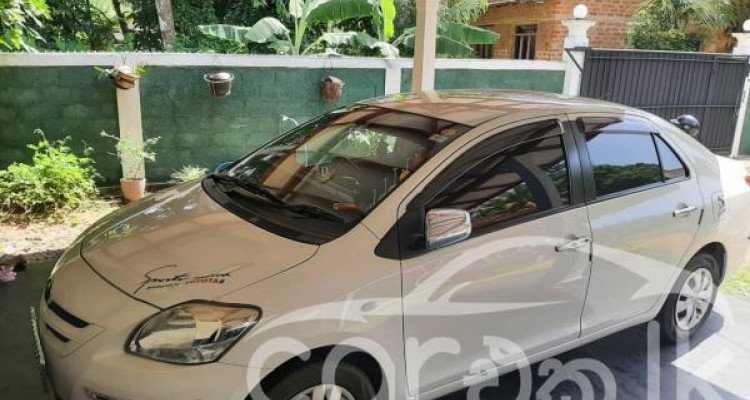 TOYOTA BELTA 2011