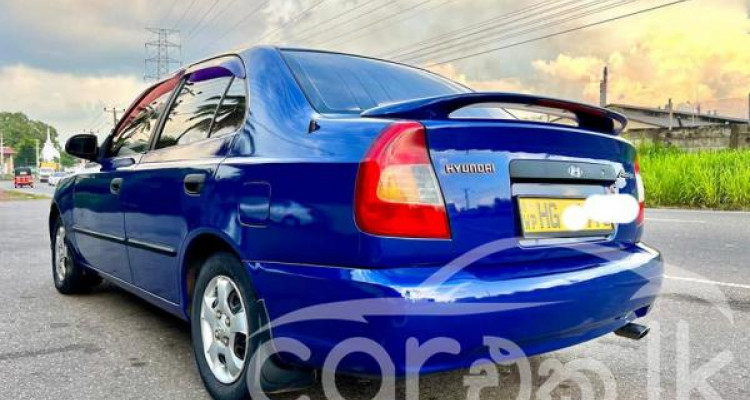 HYUNDAI ACCENT 2000