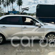 TOYOTA AXIO 2013