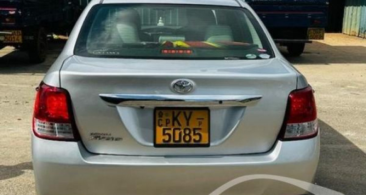 TOYOTA AXIO 2013