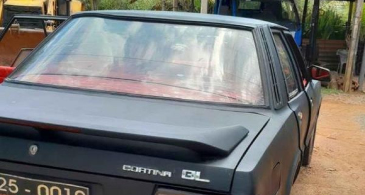 FORD CORTINA 1980