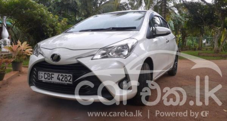 TOYOTA VITZ 2018