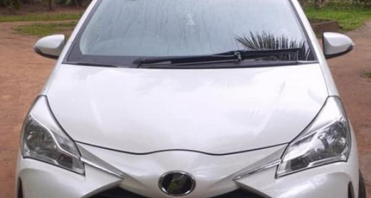 TOYOTA VITZ 2018