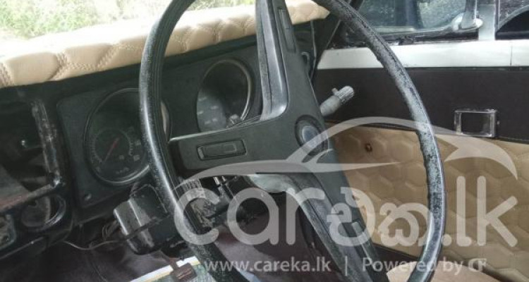 TOYOTA COROLLA KE11 1976
