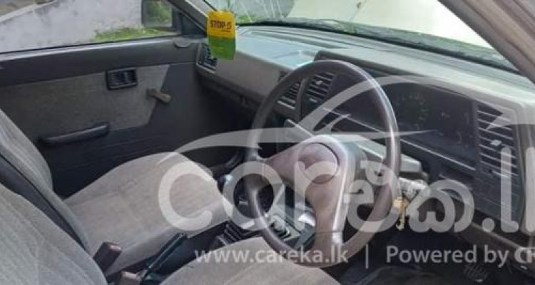 NISSAN SUNNY FB12 1989