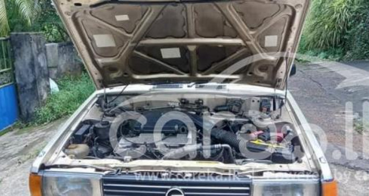 NISSAN SUNNY FB12 1989