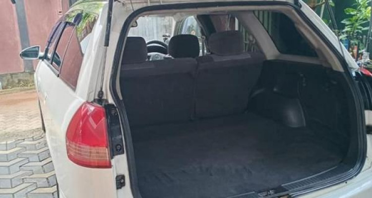 NISSAN WINGROAD 2001