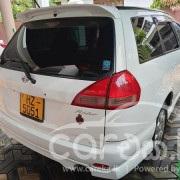 NISSAN WINGROAD 2001