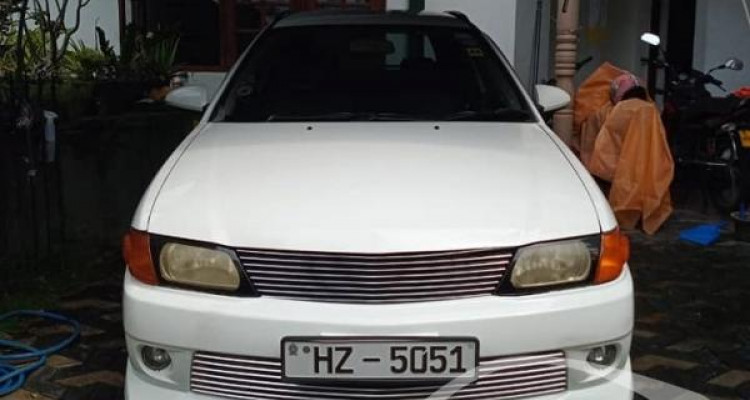 NISSAN WINGROAD 2001