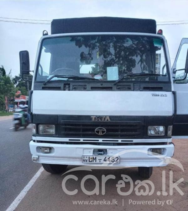 TATA 1109 2016