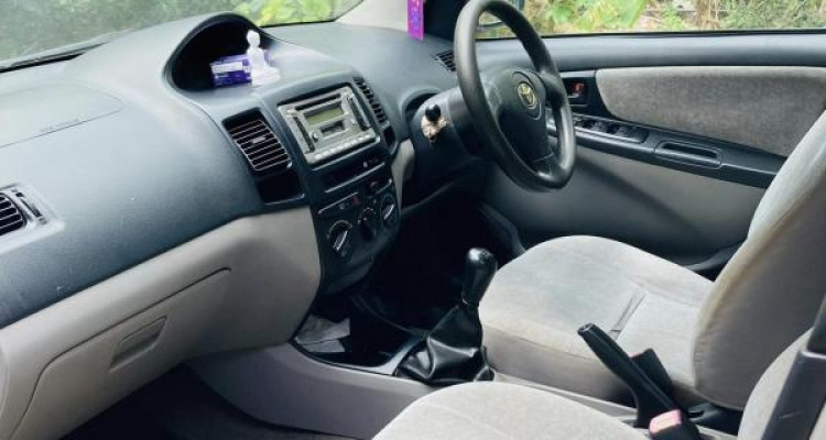 TOYOTA VIOS 2004