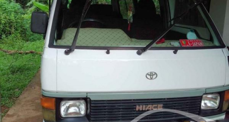 TOYOTA HIACE 1989