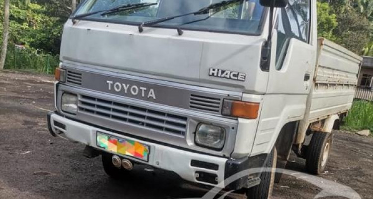 TOYOTA HIACE 1980
