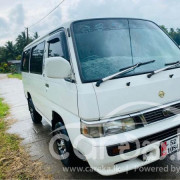 NISSAN CARAVAN 1986