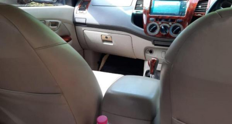 TOYOTA HILUX 2006