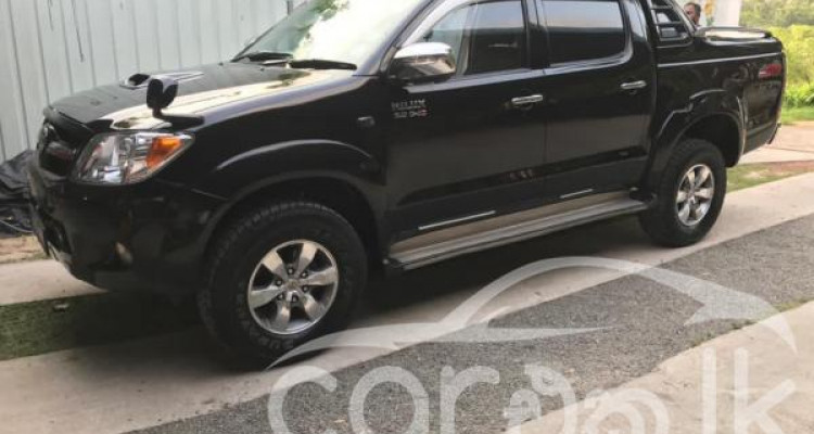 TOYOTA HILUX 2006