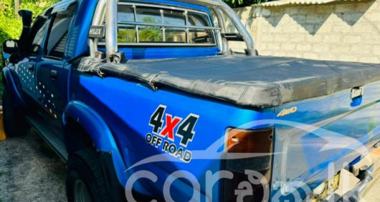TOYOTA HILUX 1992