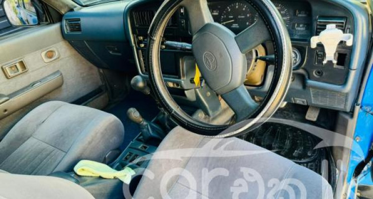 TOYOTA HILUX 1992