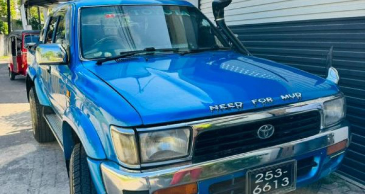 TOYOTA HILUX 1992