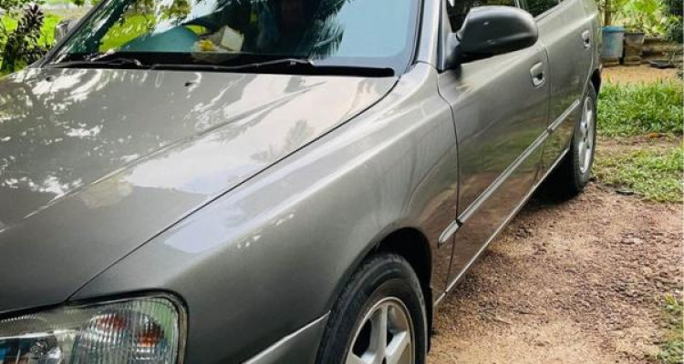 HYUNDAI ACCENT 2000