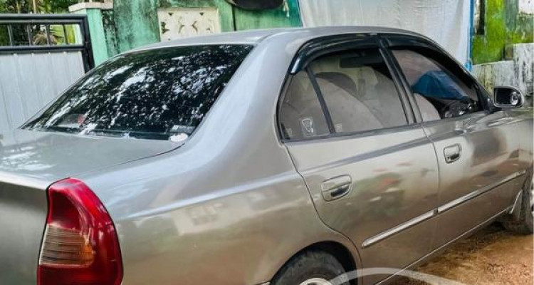 HYUNDAI ACCENT 2000