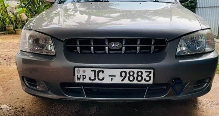 HYUNDAI ACCENT 2000