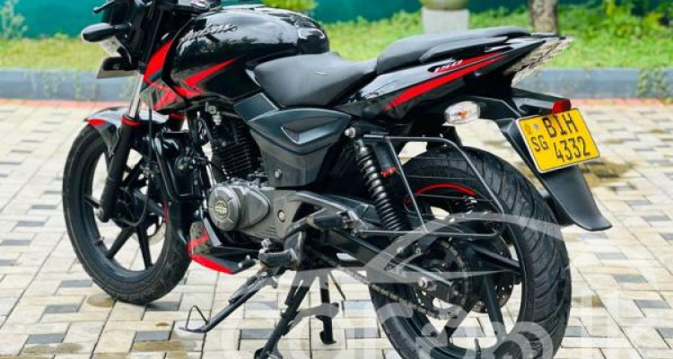 BAJAJ PULSAR 2019