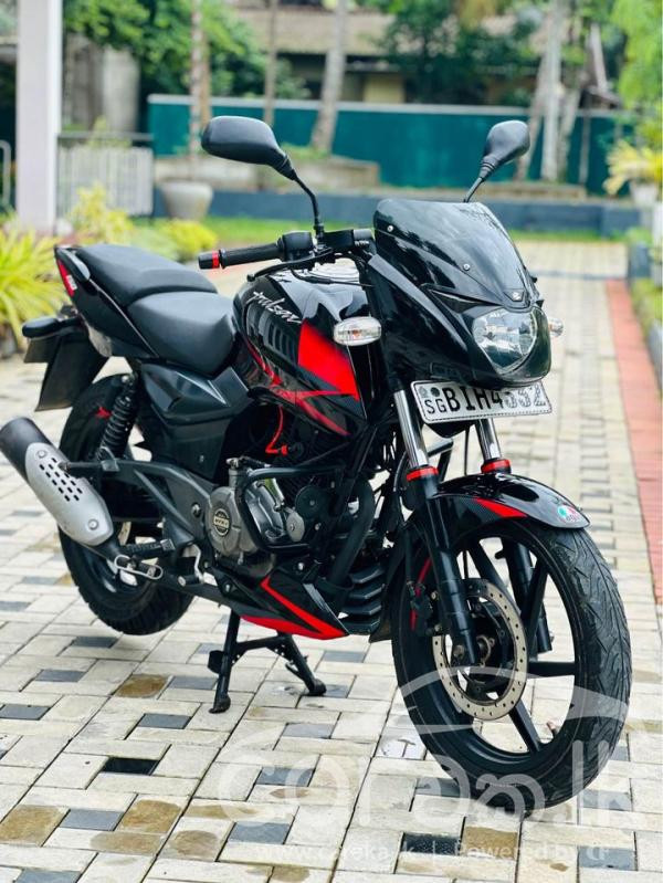 BAJAJ PULSAR 2019