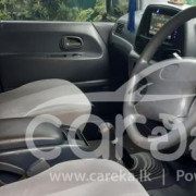 TOYOTA NOAH CR42 2001