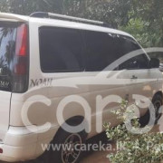 TOYOTA NOAH CR42 2001