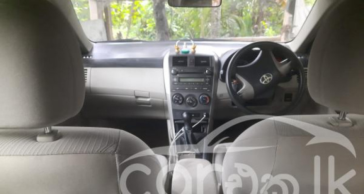 TOYOTA COROLLA 141 2012