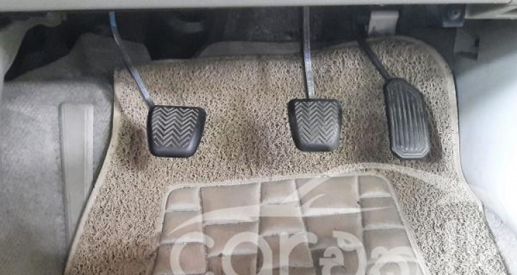 TOYOTA COROLLA 141 2012