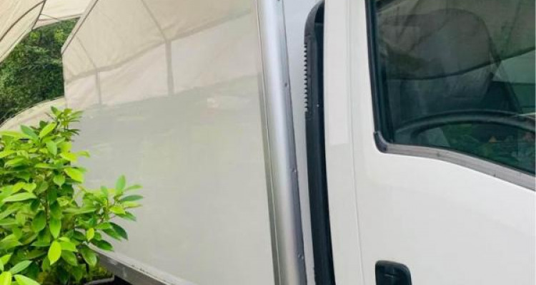 ISUZU ELF 2015