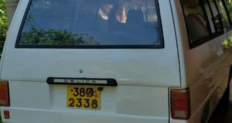 MITSUBISHI L300 1982