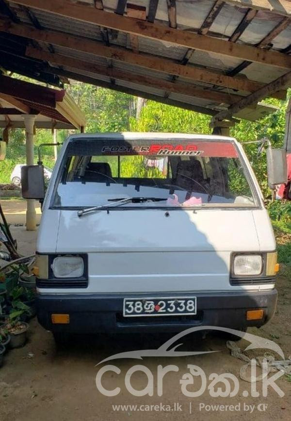 MITSUBISHI L300 1982