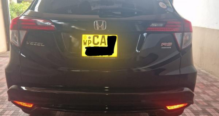HONDA VEZEL RS 2016