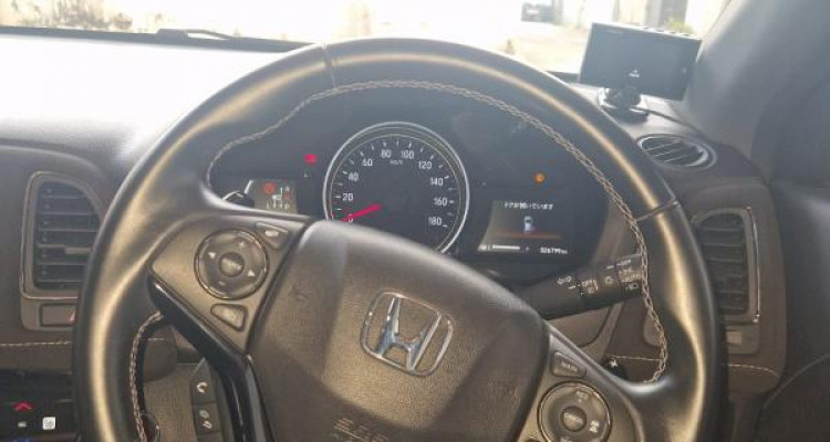 HONDA VEZEL RS 2016