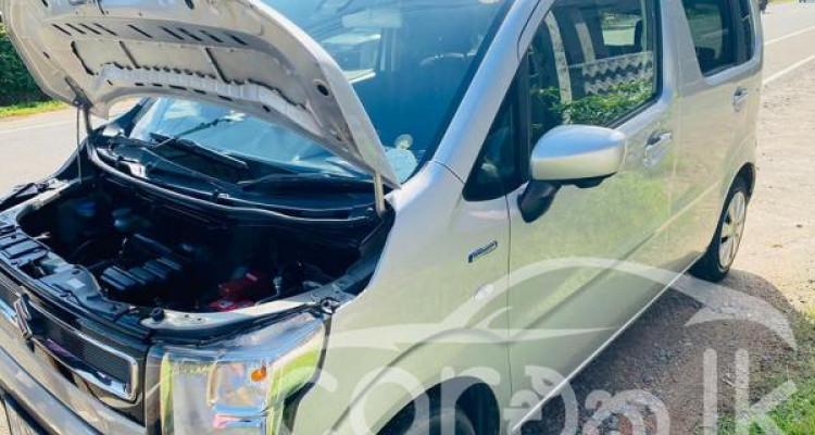 SUZUKI WAGON R FX 2017