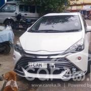 TOYOTA AQUA 2014