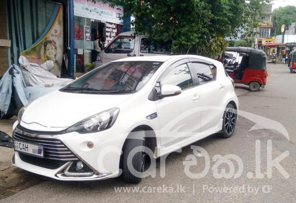 TOYOTA AQUA 2014