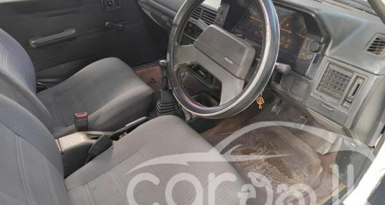 MAZDA FAMILIA 1988
