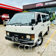 TOYOTA HIACE 1987